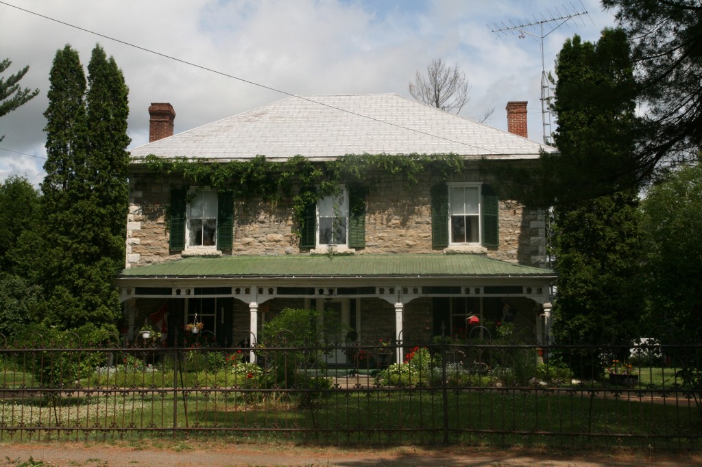 FortCoulonge en images — URBANIA