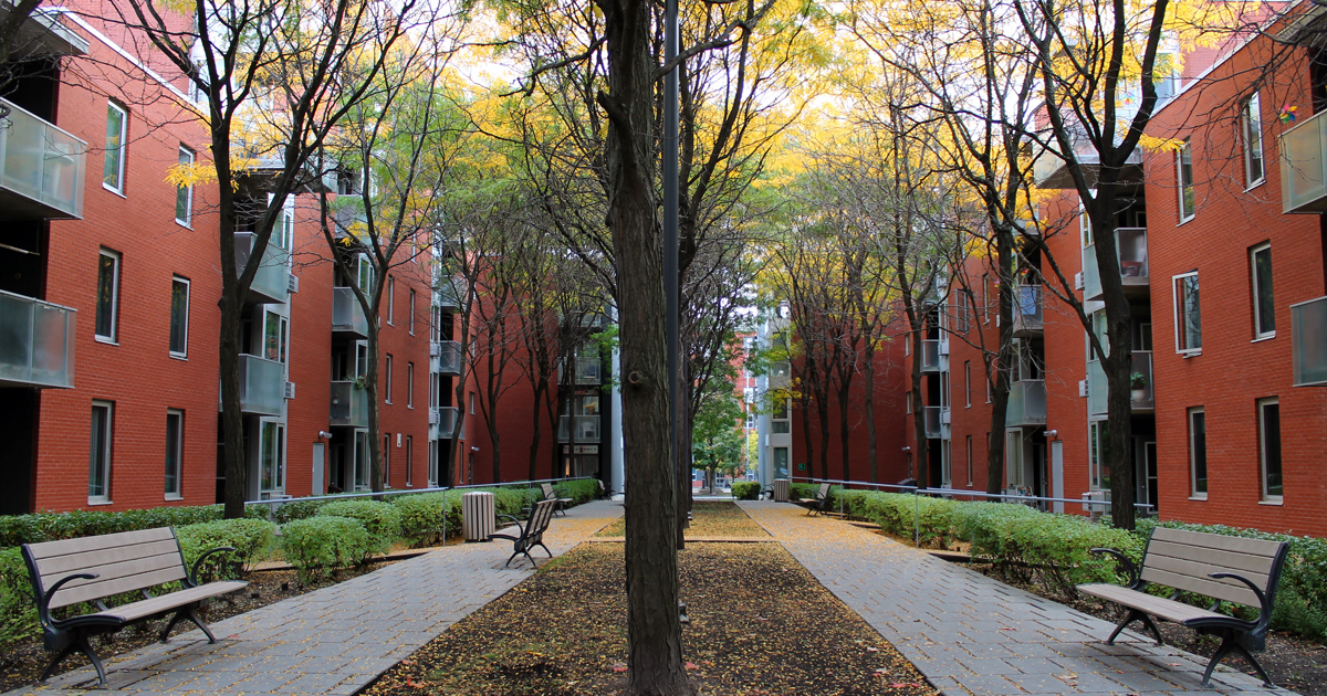 Le quartier NotreDamedeGrâce et ses hotspots architecturaux URBANIA